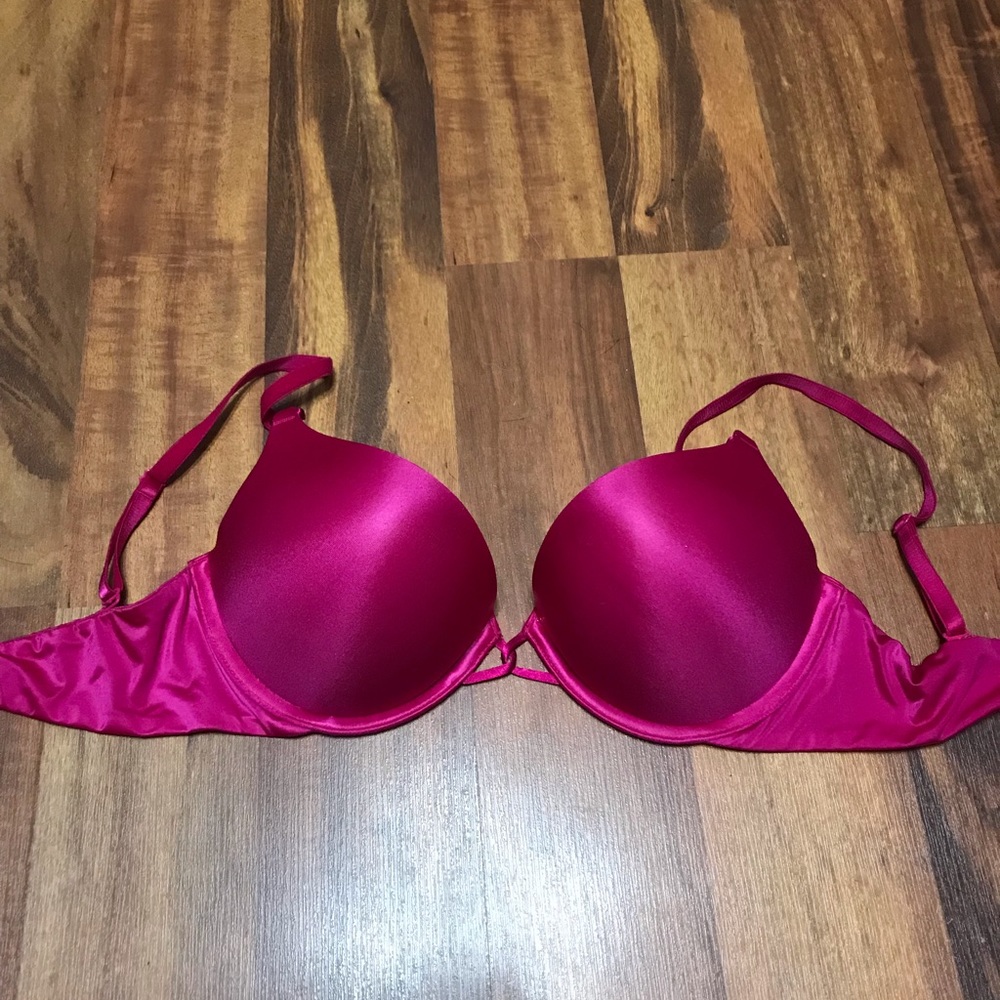 Victoria’s Secret Miraculous Plunge bra.